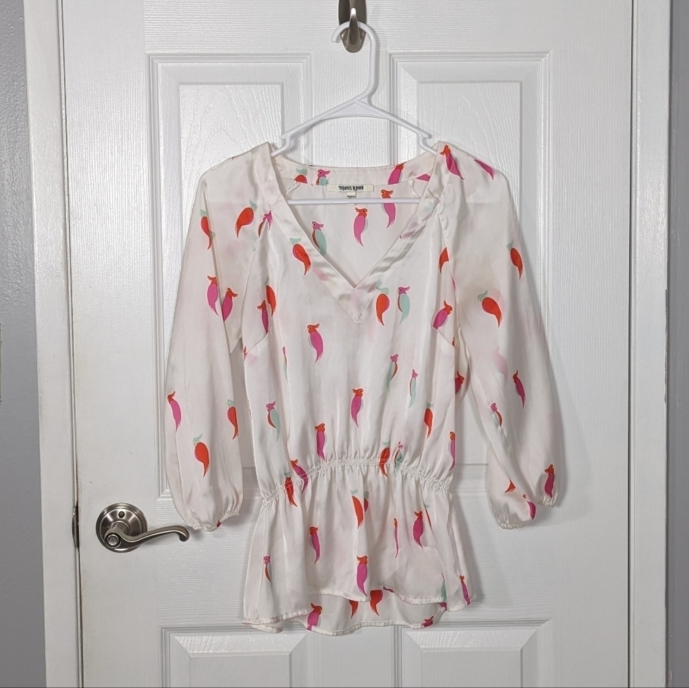 Daniel Rainn Peplum Novelty Parrot Print 3/4 Sleeves‎ Satin Blouse Size XS *Flaw